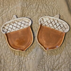 Acorn Shaped Ceramic Plates